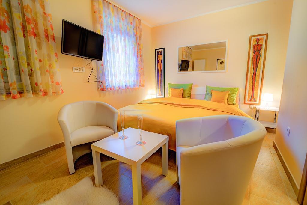 Dobra Hisa Zdravja Cicarija Hotel Golac Luaran gambar