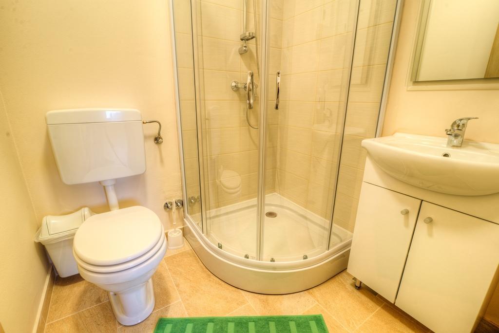 Dobra Hisa Zdravja Cicarija Hotel Golac Luaran gambar