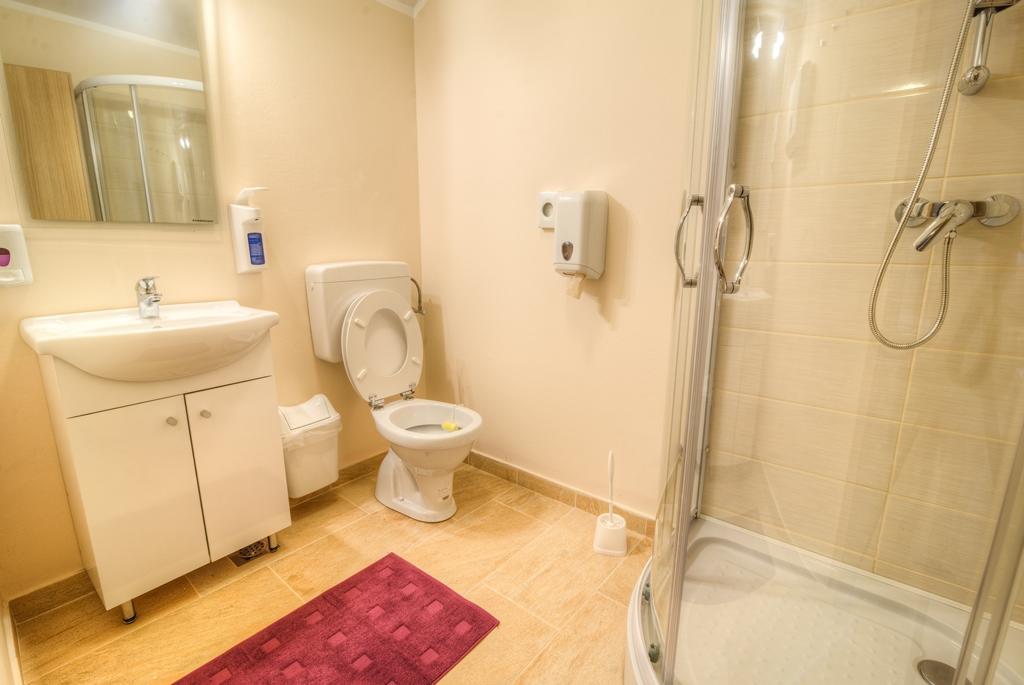 Dobra Hisa Zdravja Cicarija Hotel Golac Luaran gambar